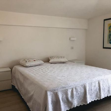 Luis Apartment - Appartamento Per Single O Coppia R7265 Nuoro  Exterior foto